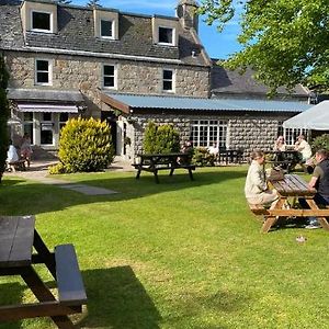 Bennachie Lodge Hotel In Kemnay インヴァルリー Exterior photo