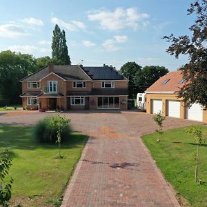 Madresfield Bricket House Bed & Breakfast Exterior photo