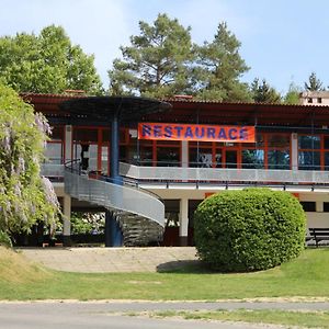 ホテル Juniorcamp Nova Zivohost Křečovice Exterior photo