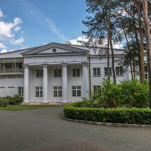 ホテル Klub Sosnowy ワルシャワ Exterior photo