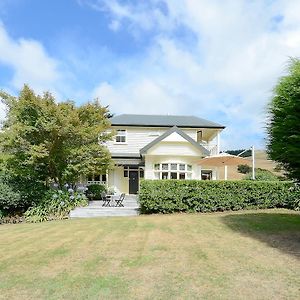 アカロア The Olive Grove Bed & Breakfast Exterior photo