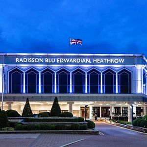 Radisson Blu Edwardian Heathrow Hotel And Conferen ヒースロー Exterior photo