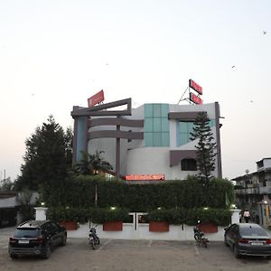 Hotel Gokul Gāndhīdhām Exterior photo