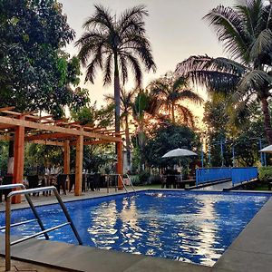 Pushp Vatika Resort & Lawns ナビムンバイ Exterior photo