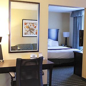 Crystal Inn Hotel & Suites - ローガン Room photo