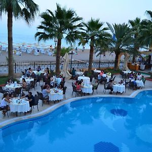 Mediterranean Resort Hotel メルスィン Exterior photo