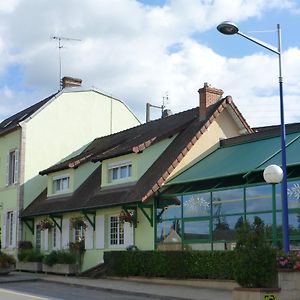 L'Auberge De L'Olive ドンピエール・シュル・ベズブル Exterior photo