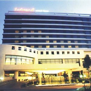 Rachaphruk Grand Hotel ナコーン・ラーチャシーマー Exterior photo