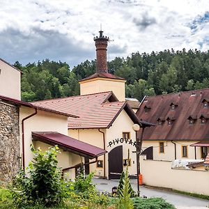 Hotel Pivovar Kácov Exterior photo