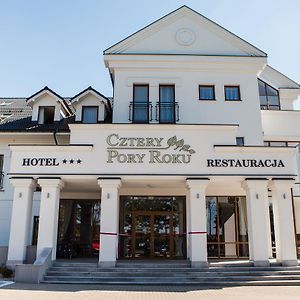 Hotel Cztery Pory Roku ビエルスク・ポドラスキ Exterior photo