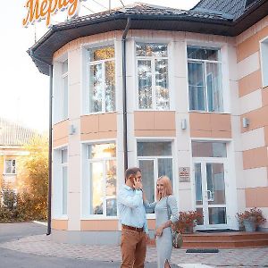 メリディアン ホテル アンガルスク Exterior photo