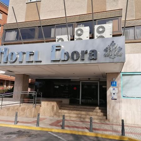 Hotel Ebora By Vivere Stays タラベラ・デ・ラ・レイナ エクステリア 写真