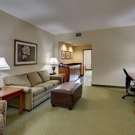 Drury Inn & Suites St. Louis アーノルド 部屋 写真
