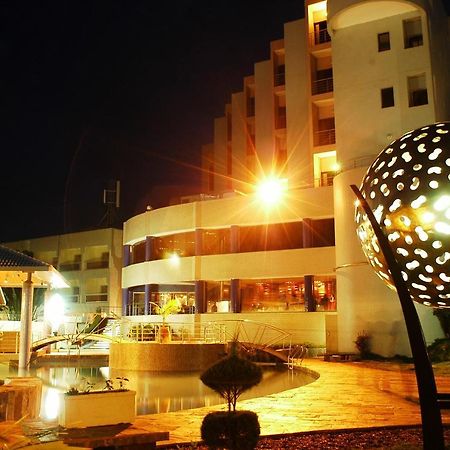 Radisson Blu Hotel バマコ エクステリア 写真