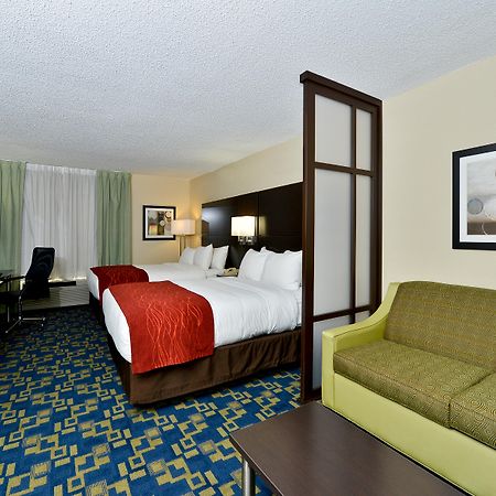 Comfort Inn & Suites Near Universal Orlando Resort-Convention Ctr エクステリア 写真