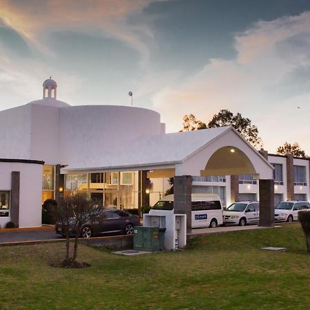 Hotel Aeropuerto Morelia Alvaro Obregon エクステリア 写真