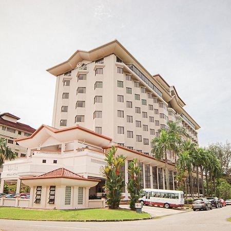 ミュリア ホテル バンダル スリ ブガワン エクステリア 写真