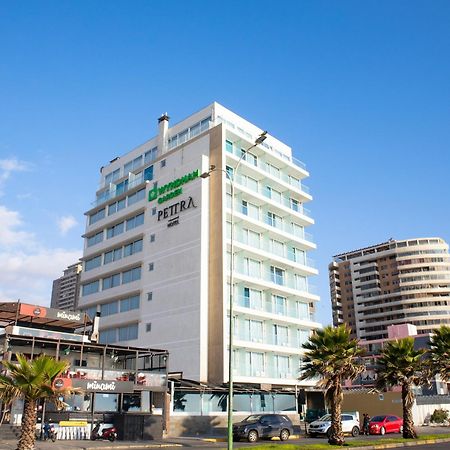 ホテル Wyndham Garden Antofagasta Pettra エクステリア 写真