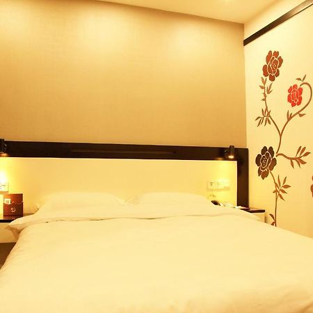 Jin Ya Dian Apartment Hotel 仏山市 部屋 写真