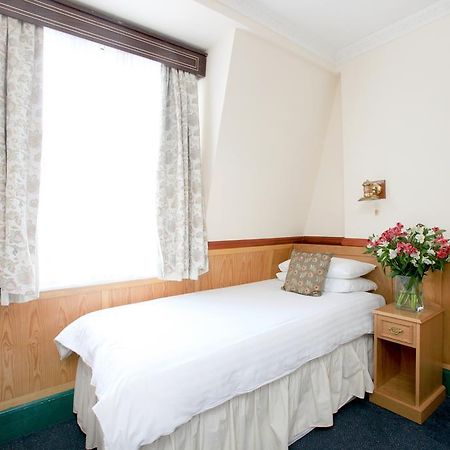 Lincoln House Hotel - Guest Accommodation ロンドン 部屋 写真