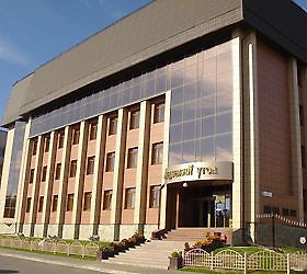 ホテル Medvezhy Ugol スルグト エクステリア 写真