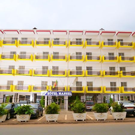 Hotel Mansel Yaoundé エクステリア 写真