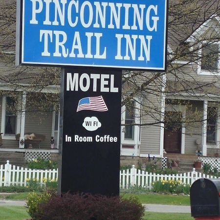 Pinconning Trail Inn Motel エクステリア 写真