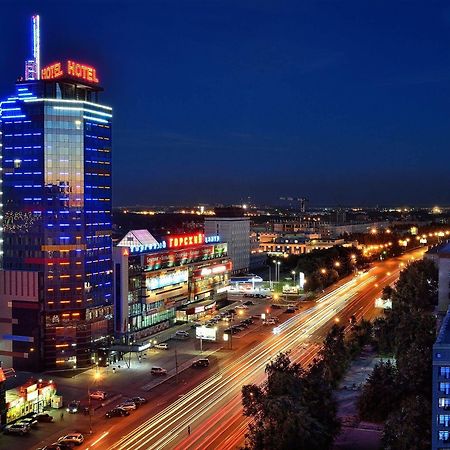 ゴルスキー シティ ホテル ノヴォシビルスク エクステリア 写真