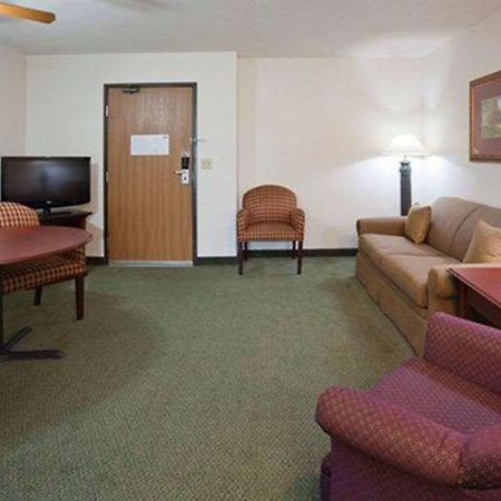 Quality Inn & Suites イーガン エクステリア 写真