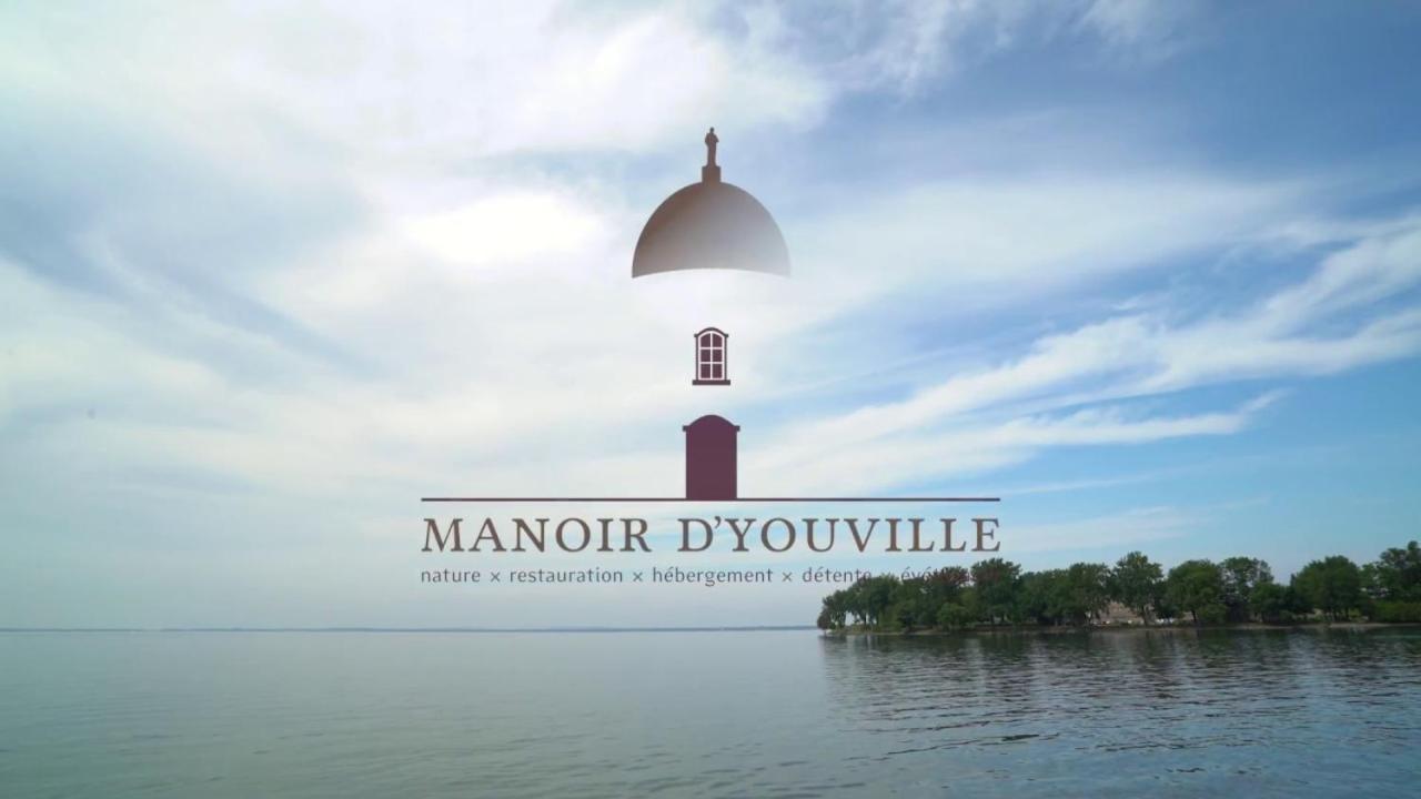 Manoir D'Youville Châteauguay Heights エクステリア 写真