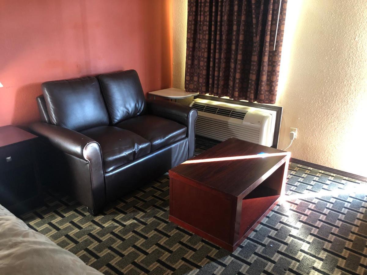 Executive Inn Woodward エクステリア 写真