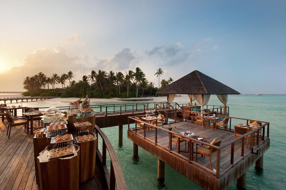 Hilton Maldives Iru Fushi Resort & Spa ヌーヌ環礁 エクステリア 写真