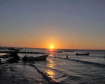 ホテル Wayak Holbox エクステリア 写真