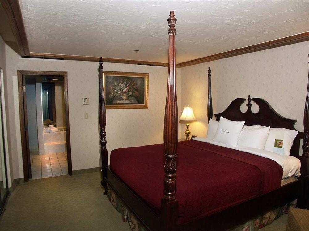 ホテル ダブルツリー バイ ヒルトン ベイカーズフィールド ベーカーズフィールド 部屋 写真