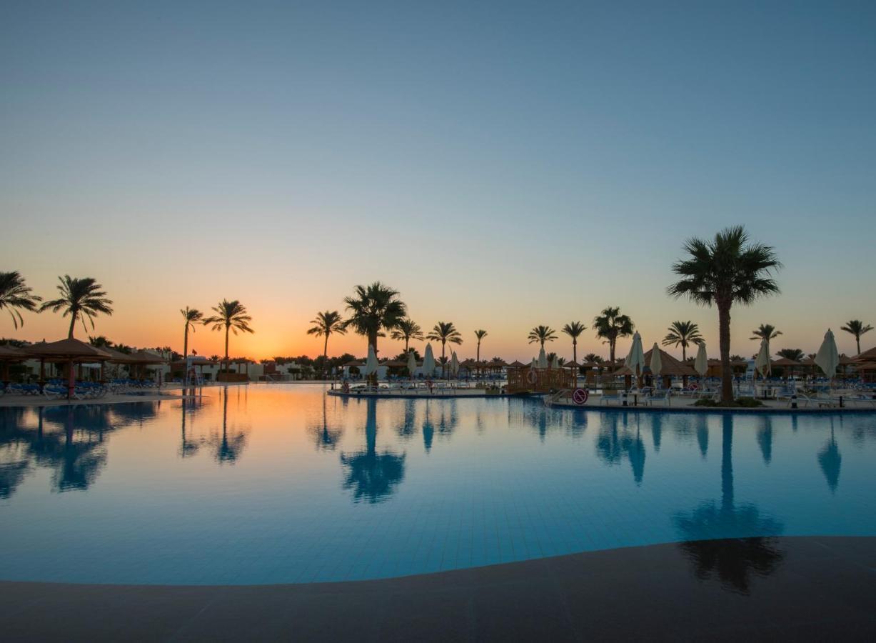 Sunrise Royal Makadi Resort エクステリア 写真