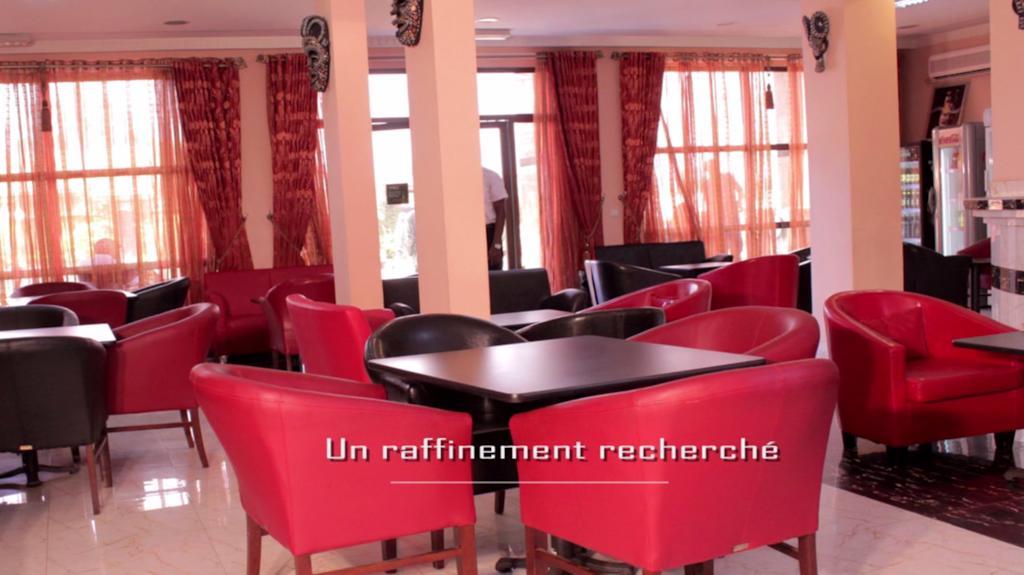 Hotel Mansel Yaoundé エクステリア 写真