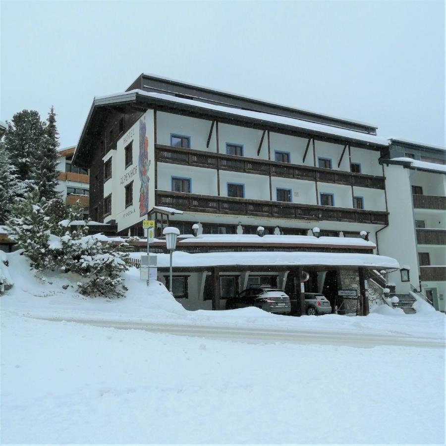 Hotel Alpenhof サンクト・アントン・アム・アールベルク エクステリア 写真