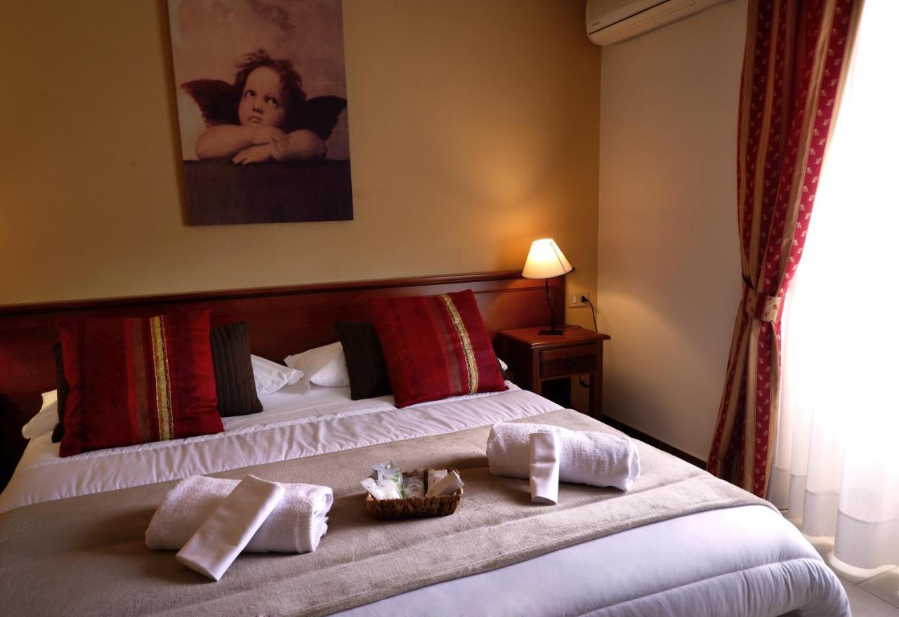 Hotel Borgo Antico ファブリアーノ エクステリア 写真