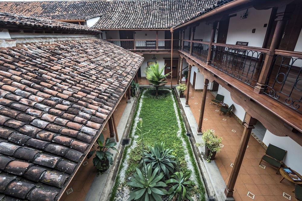 Hotel Plaza Colon - Granada Nicaragua エクステリア 写真