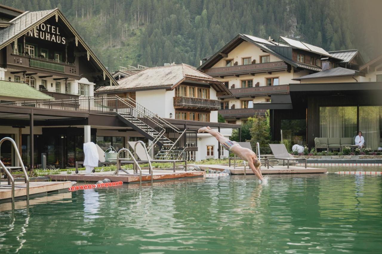 Neuhaus Zillertal Resort マイヤーホーフェン エクステリア 写真