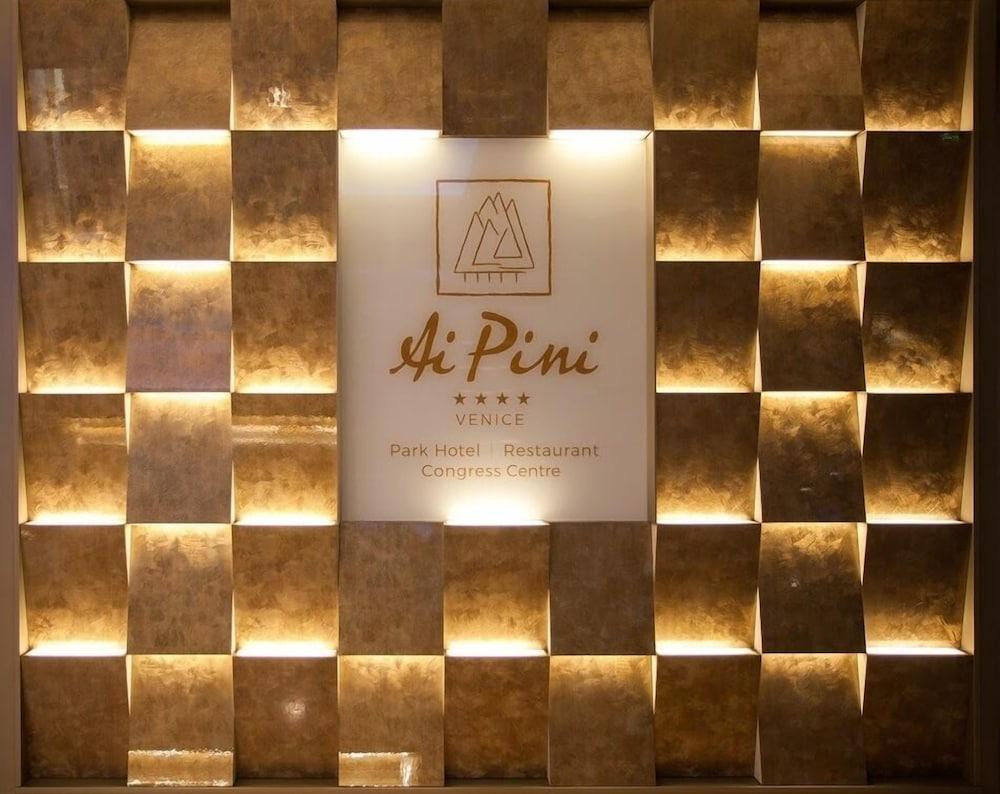 Park Hotel Ai Pini & Restaurant Ai Pini メストレ エクステリア 写真