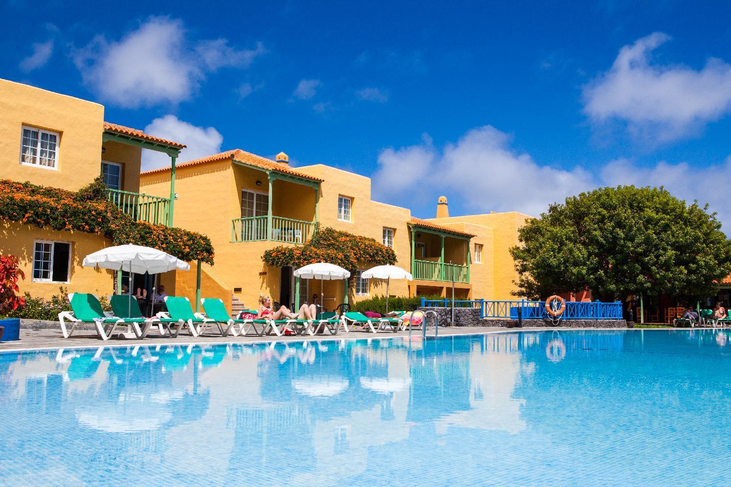 ホテル La Caleta Playa Cancajos.- BreNa Baja  エクステリア 写真