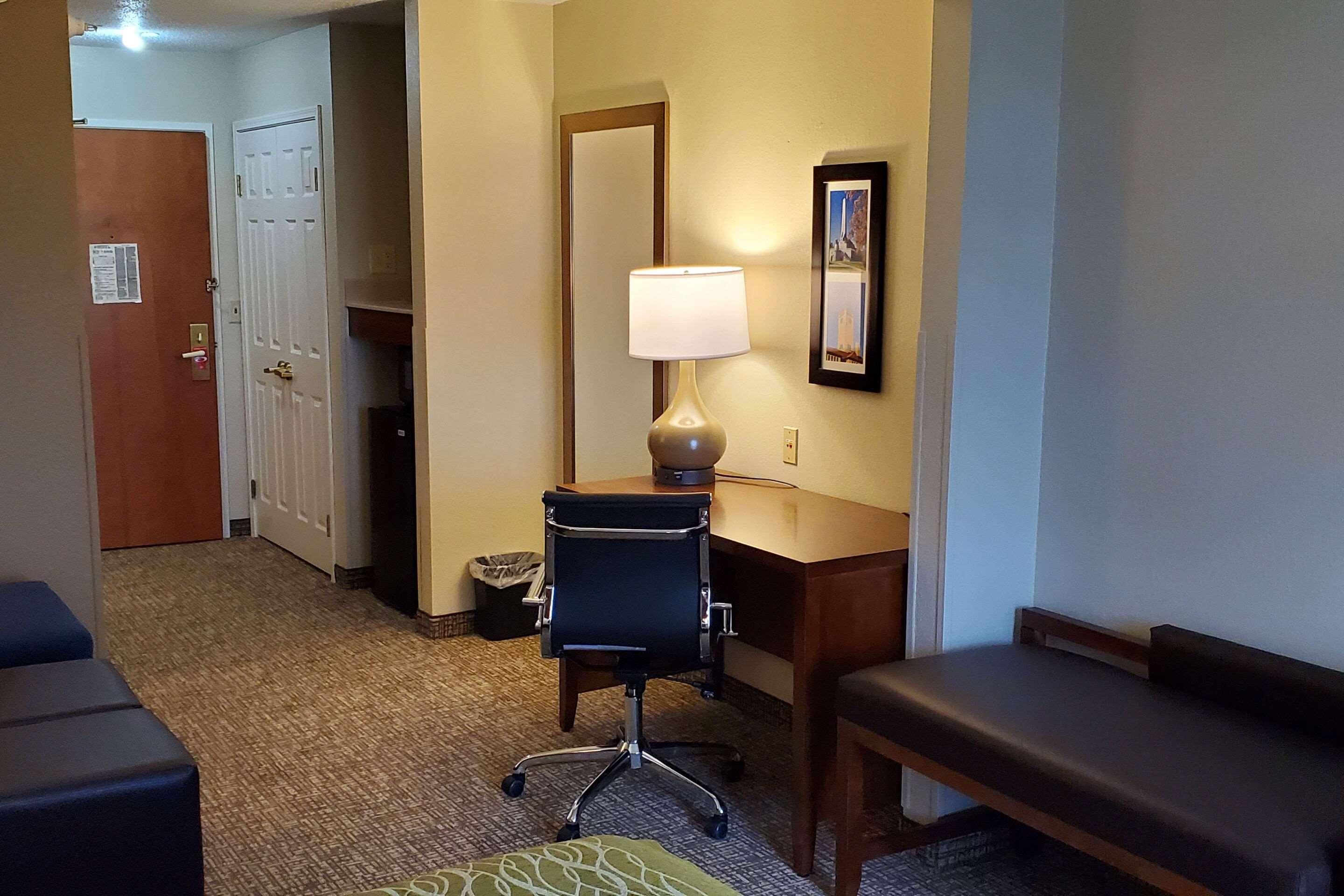 Comfort Inn & Suites Decatur-Forsyth エクステリア 写真