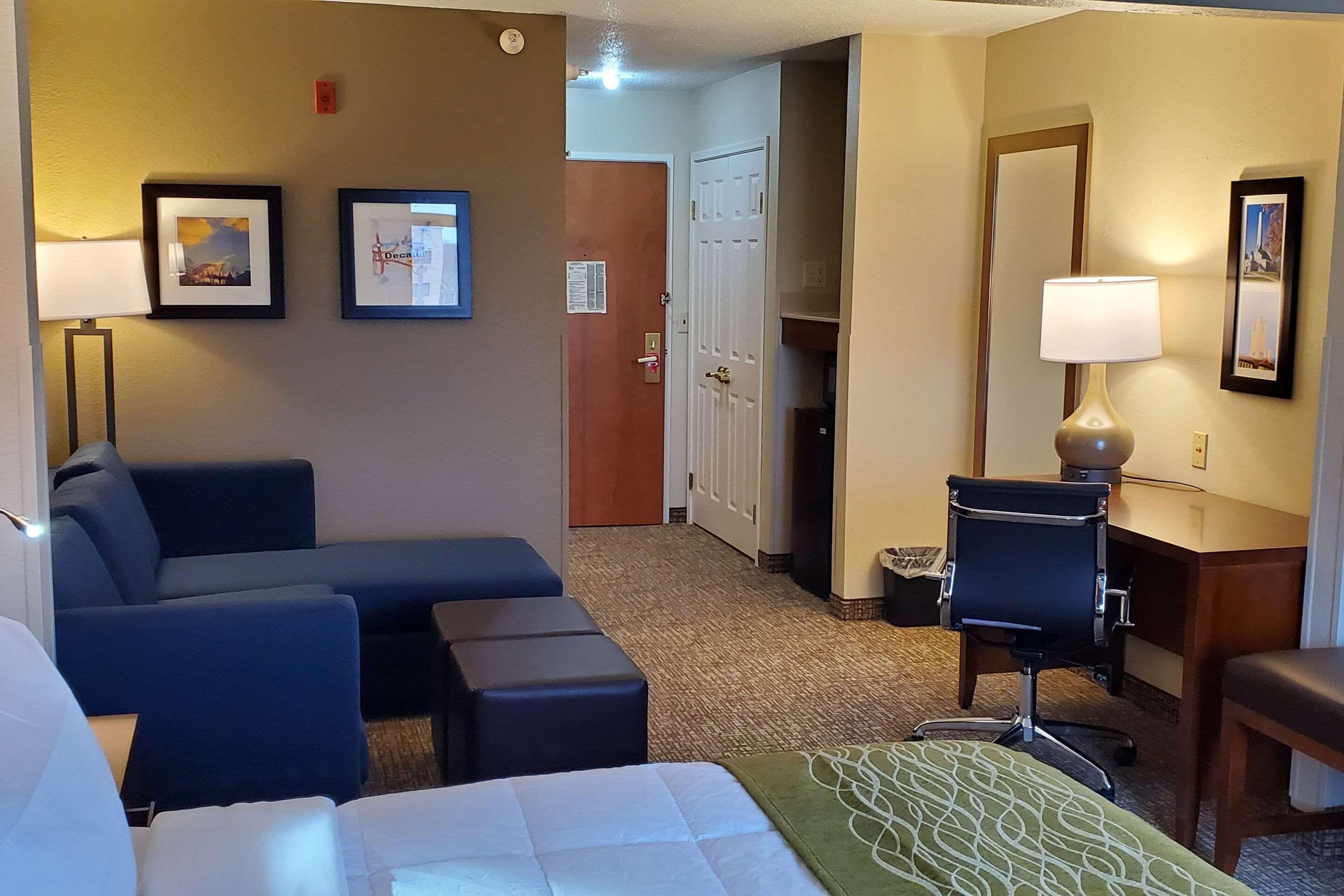 Comfort Inn & Suites Decatur-Forsyth エクステリア 写真