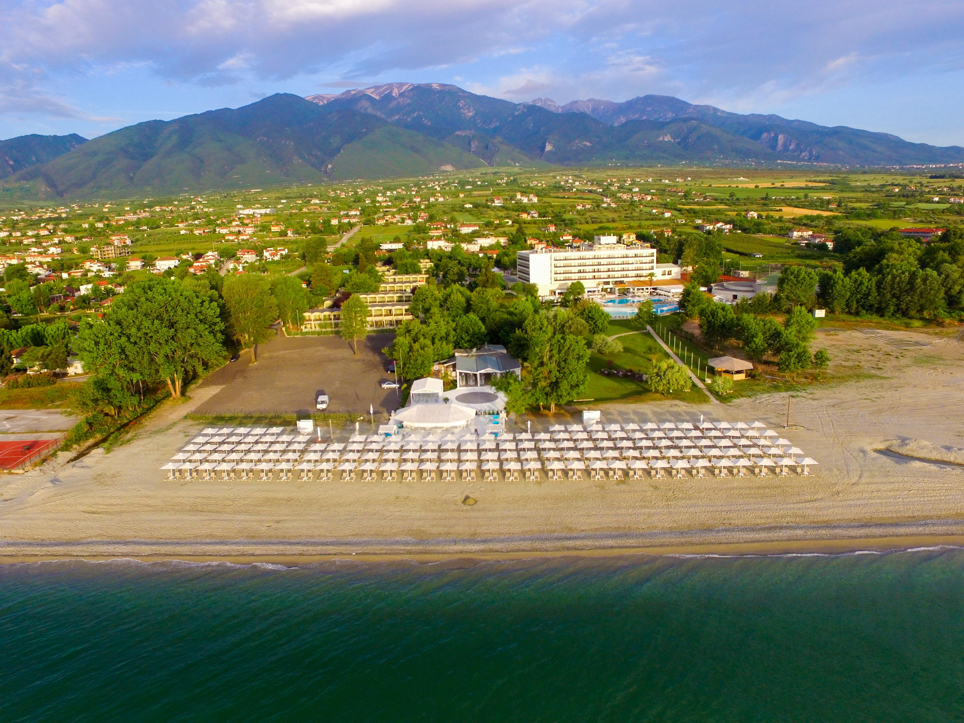 Olympian Bay Grand Resort レプトカリヤ エクステリア 写真