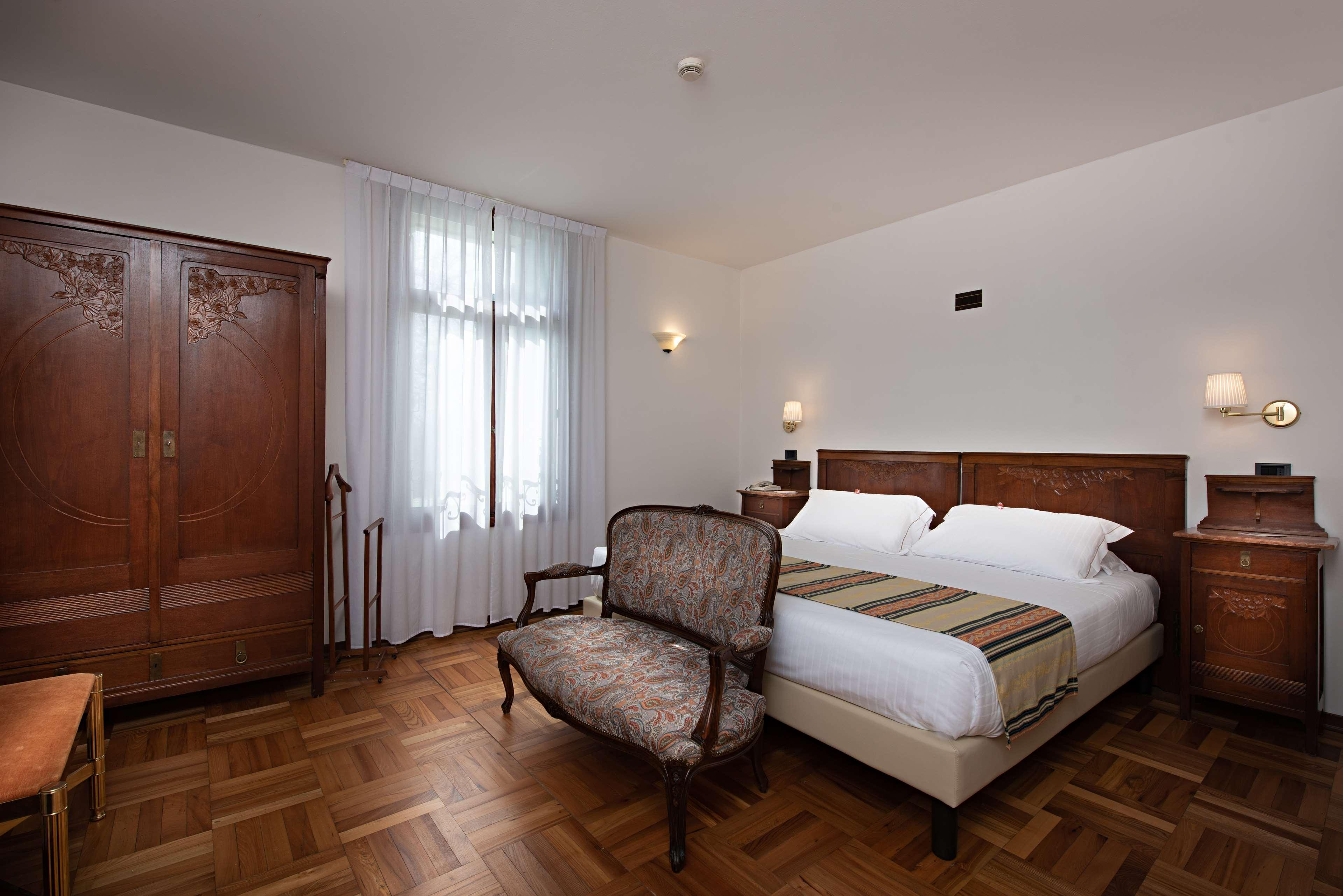 Best Western Plus Hotel Villa Tacchi Gazzo  エクステリア 写真