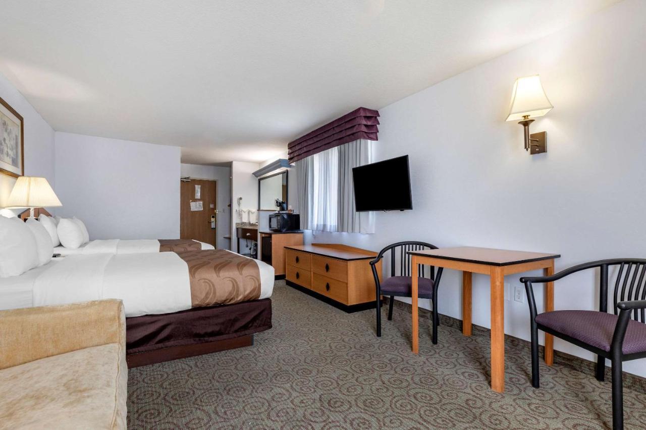 Quality Inn And Suites Denver Airport - Gateway Park オーロラ エクステリア 写真