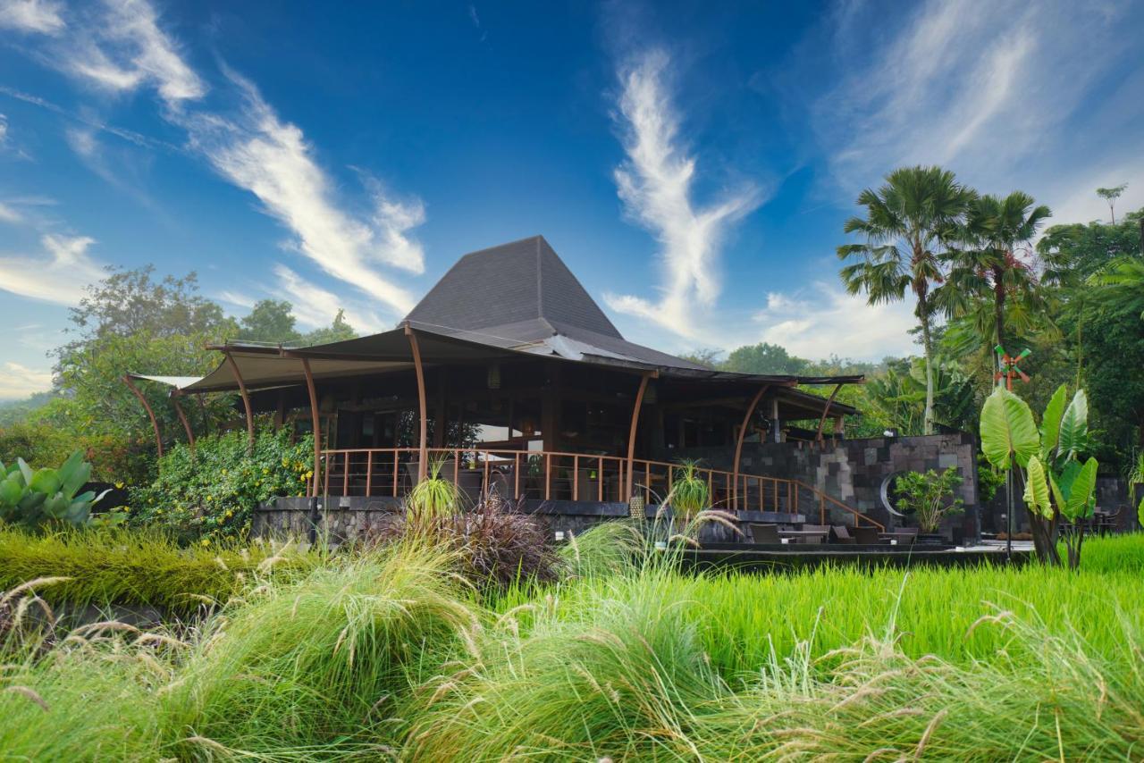 Abhayagiri - Sumberwatu Heritage Resort ジョグジャカルタ エクステリア 写真
