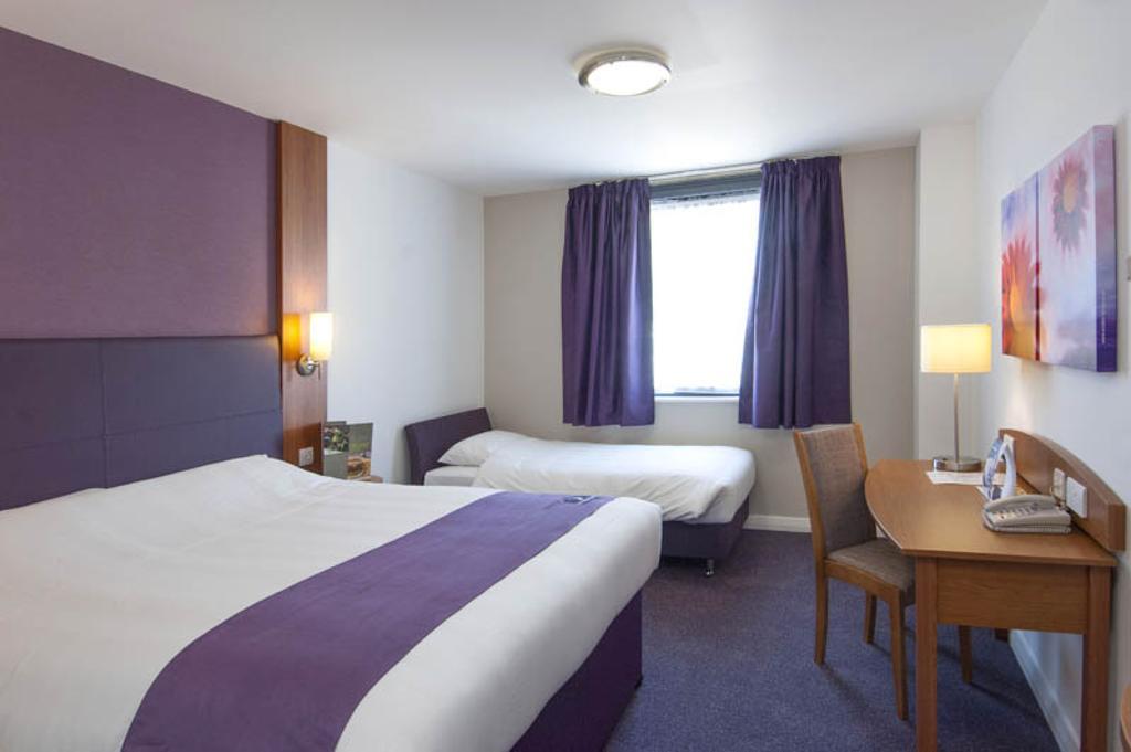 Premier Inn Carlisle - M6 Junction 44 部屋 写真