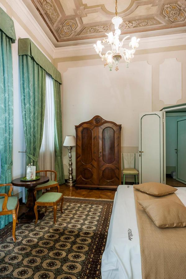 Villa Ducale Hotel & Ristorante ドーロ エクステリア 写真